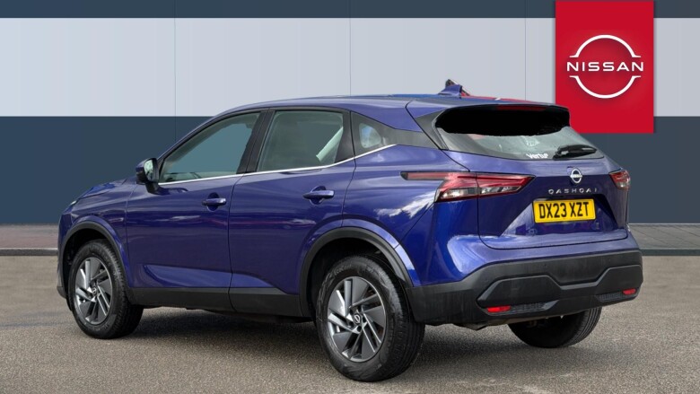 Nissan Qashqai 1.3 DiG-T MH Acenta Premium 5dr Petrol Hatchback